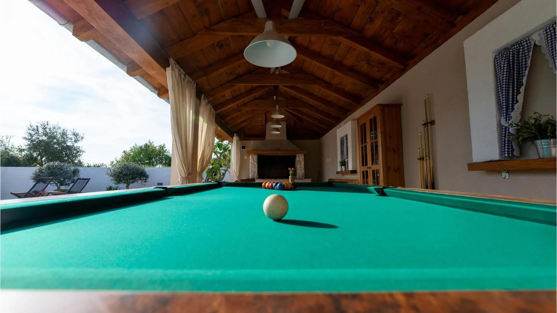 3 Bedroom Stunning Home In Pridraga Holiday home